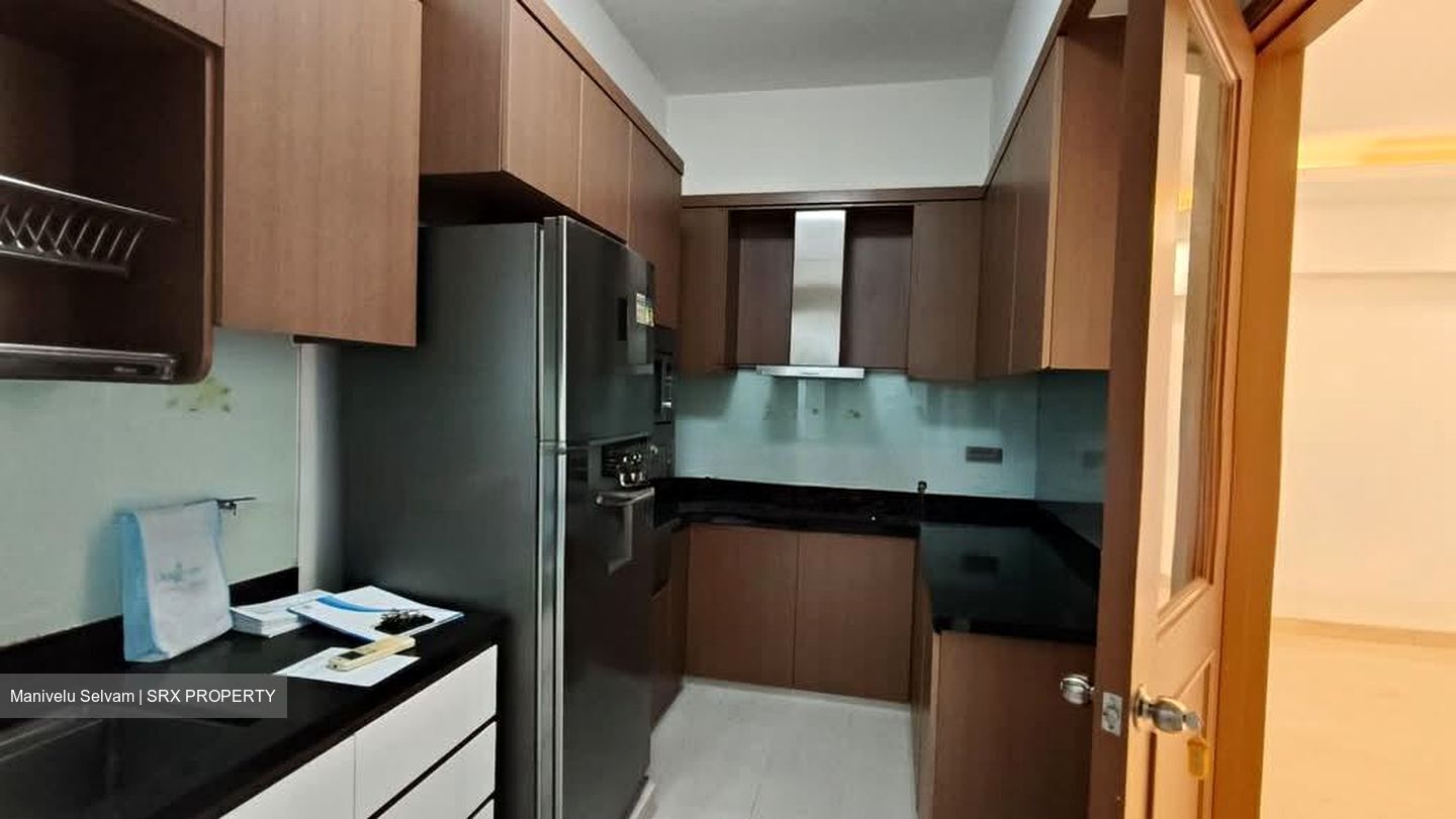 Sunrise Gardens (D28), Condominium #577816711